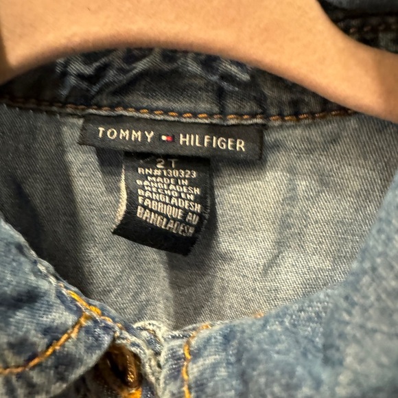 NWOT Tommy Hilfiger 2T Red White and Blue Jean Girls Long Sleeve Top Blouse - Picture 3 of 5